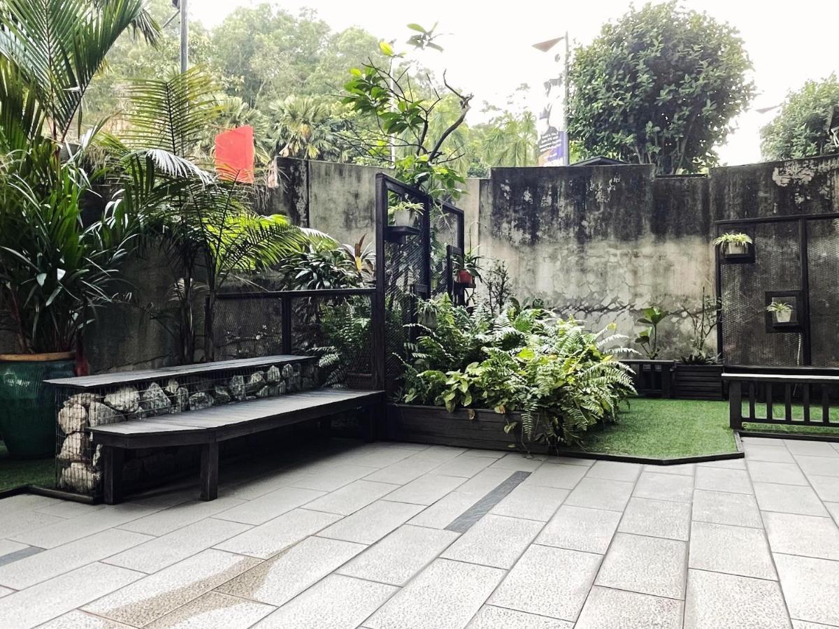 Q Damansara By Trillionz Hotel Petaling Jaya Exterior photo